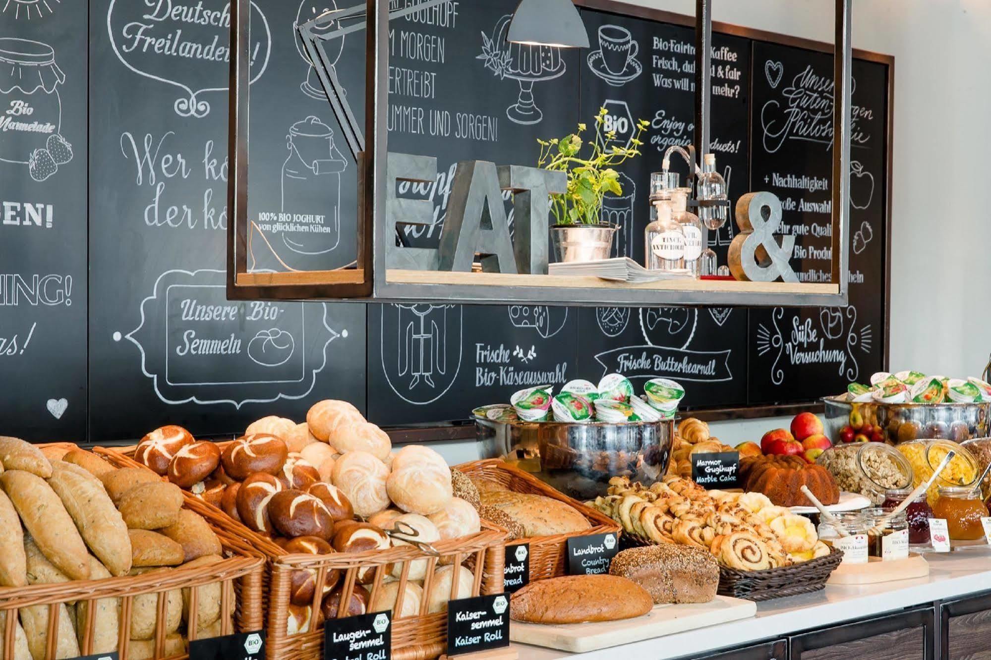 Motel One Rostock Ngoại thất bức ảnh